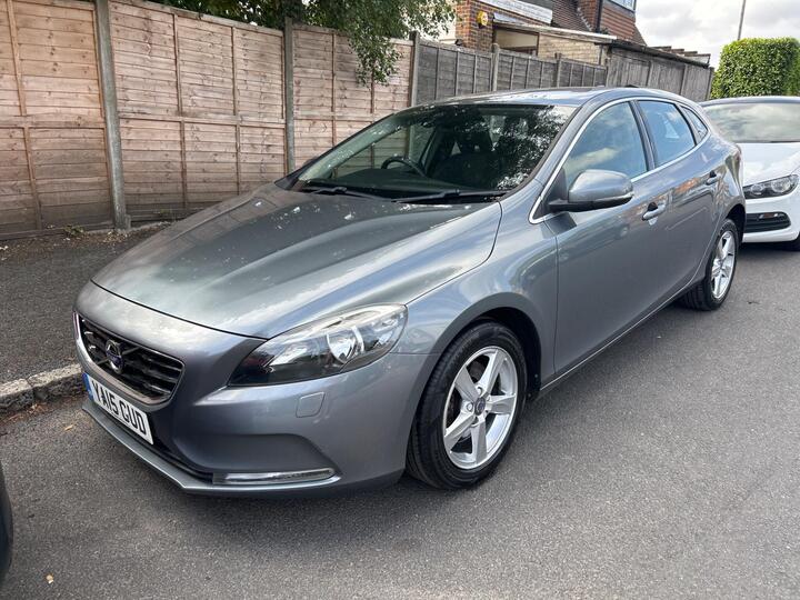 Volvo V40 2.0 D2 SE Euro 6 (s/s) 5dr