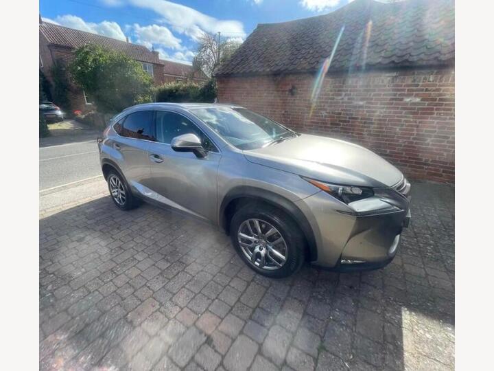 Lexus NX 2.5 300h Luxury E-CVT 4WD Euro 6 (s/s) 5dr