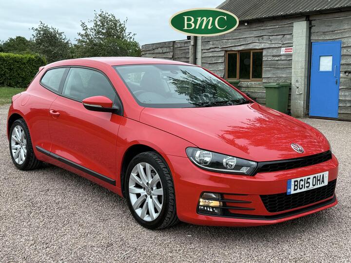 Volkswagen Scirocco 2.0 TDI BlueMotion Tech DSG Euro 6 (s/s) 3dr Volkswagen Scirocco 2.0 TDI BlueMotion Tech DSG Euro 6 (s/s) 3dr