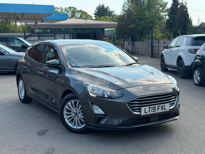 Ford FOCUS 1.0T EcoBoost Titanium Auto Euro 6 (s/s) 5dr
