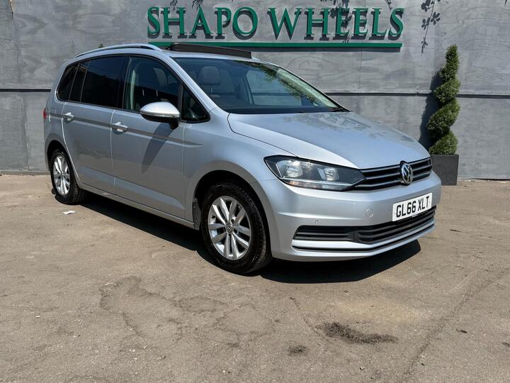 Volkswagen Touran 1.6 TDI BlueMotion Tech SE Family DSG Euro 6 (s/s) 5dr