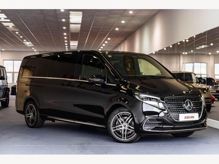 Mercedes-Benz V Class 2.0 V300d Premium G-Tronic+ Euro 6 (s/s) 5dr (8 Seat, Extra Long)