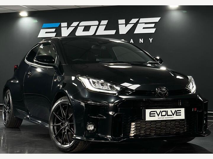 Toyota YARIS 1.6T GR Circuit AWD Euro 6 3dr