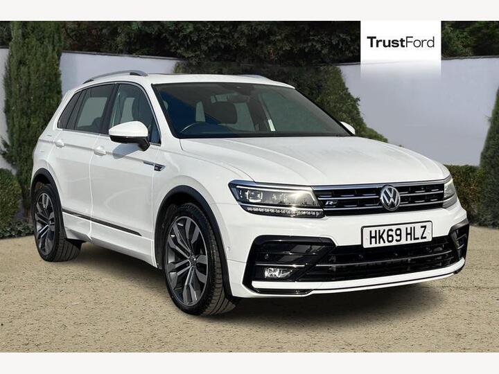 Volkswagen TIGUAN 2.0 TDI R-Line Tech DSG Euro 6 (s/s) 5dr Volkswagen TIGUAN 2.0 TDI R-Line Tech DSG Euro 6 (s/s) 5dr