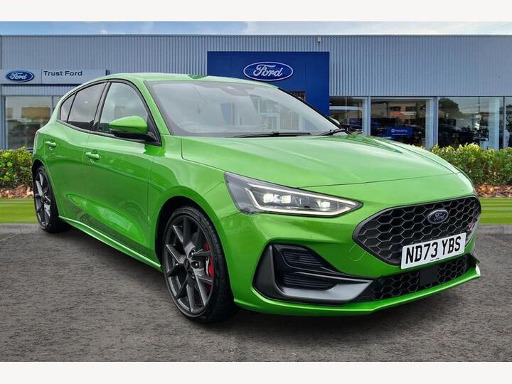 Ford FOCUS 2.3T EcoBoost ST Euro 6 (s/s) 5dr