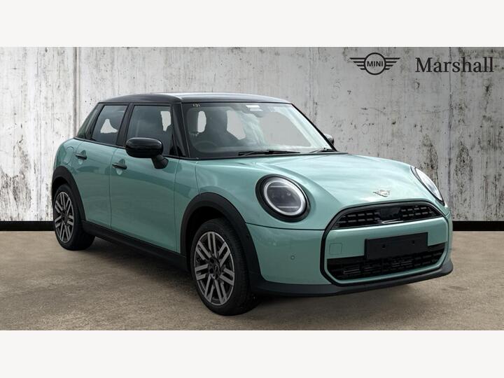 MINI Cooper 1.5C Classic Steptronic Euro 6 (s/s) 5dr