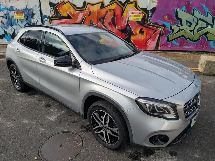 Mercedes-Benz GLA 1.6 GLA180 Urban Edition 7G-DCT Euro 6 (s/s) 5dr Mercedes-Benz GLA 1.6 GLA180 Urban Edition 7G-DCT Euro 6 (s/s) 5dr