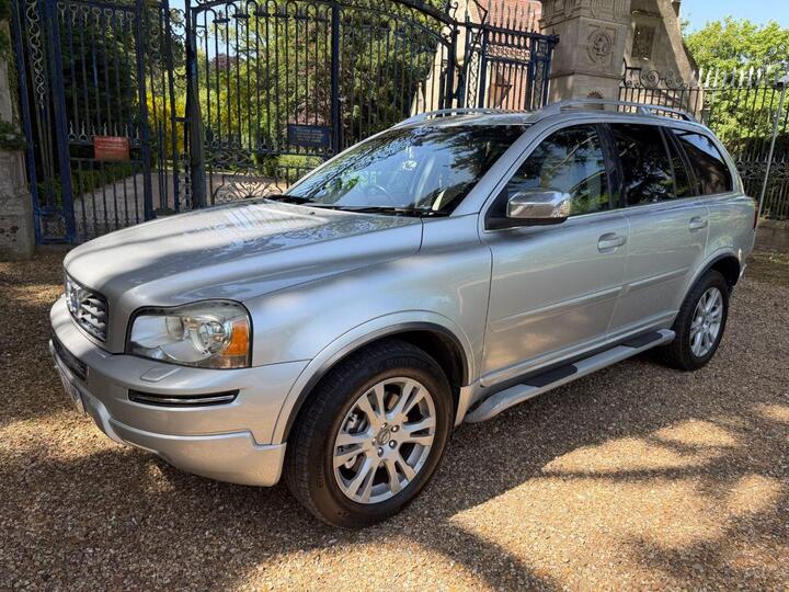 Volvo XC90 2.4 D5 SE Lux Geartronic 4WD Euro 5 5dr