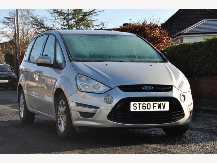 Ford S-Max 2.0 TDCi Zetec Powershift Euro 5 5dr
