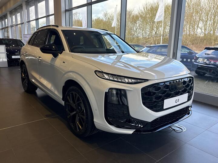 Audi Q3 1.5 E-hybrid Edition 1 S Tronic Euro 6 (s/s) 5dr 26kWh