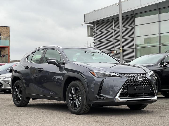 Lexus UX 2.0 300h Premium E-CVT Euro 6 (s/s) 5dr