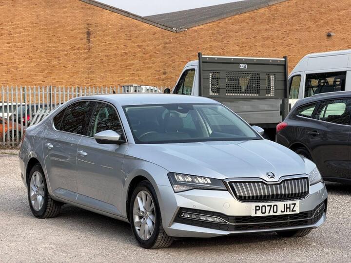 Skoda SUPERB 1.4 TSI IV 13kWh SE Technology DSG Euro 6 (s/s) 5dr