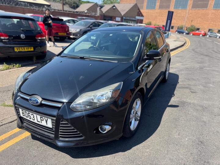 Ford Focus 1.6 Zetec Powershift Euro 5 5dr