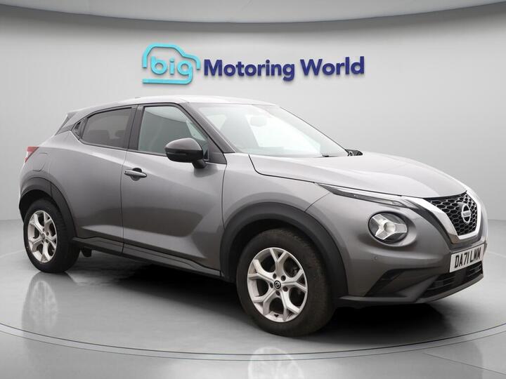 Nissan Juke 1.0 DIG-T N-Connecta Euro 6 (s/s) 5dr Nissan Juke 1.0 DIG-T N-Connecta Euro 6 (s/s) 5dr