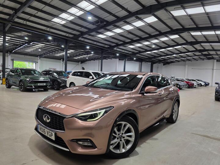 Infiniti Q30 2.2d Premium Tech DCT AWD Euro 6 (s/s) 5dr