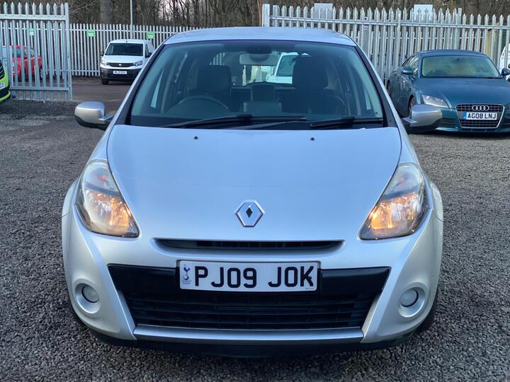 Renault Clio 1.2 Dynamique TomTom Euro 5 5dr