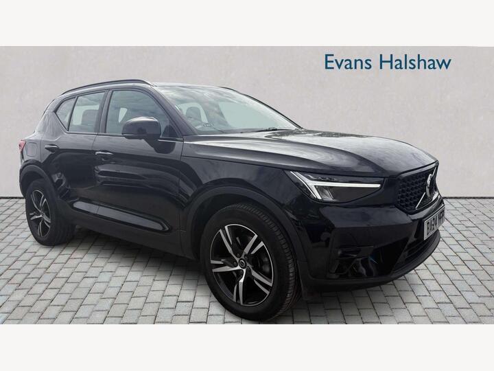 Volvo Xc40 2.0 B3 MHEV Plus Dark DCT Auto Euro 6 (s/s) 5dr