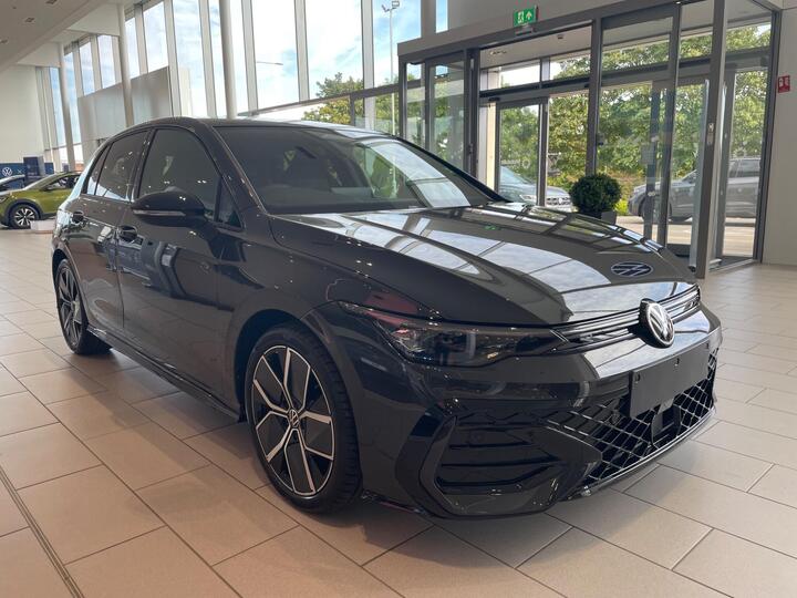 Volkswagen Golf 1.5 ETSI MHEV Black Edition DSG Euro 6 (s/s) 5dr