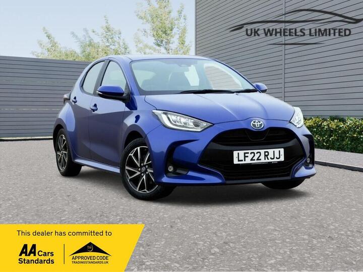 Toyota Yaris 1.5 VVT-h Design E-CVT Euro 6 (s/s) 5dr