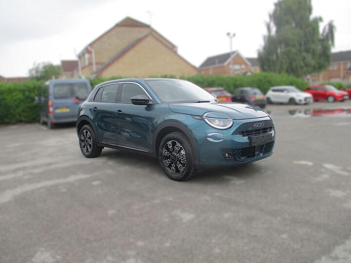 Fiat 600 1.2 MHEV E-DCT Euro 6 (s/s) 5dr