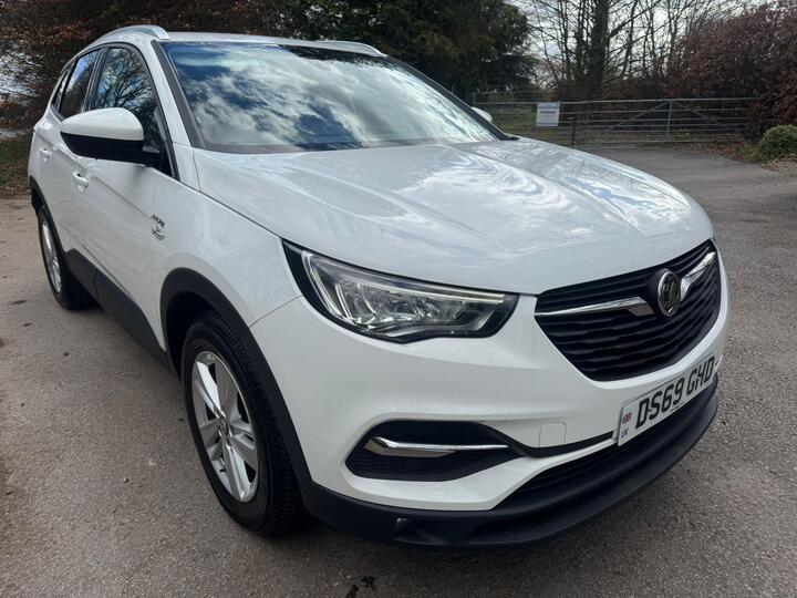 Vauxhall Grandland X 1.2 Turbo SE Auto Euro 6 (s/s) 5dr
