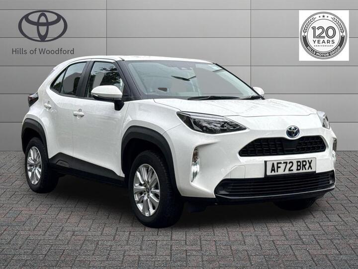 Toyota Yaris Cross 1.5 VVT-h Icon E-CVT Euro 6 (s/s) 5dr Toyota Yaris Cross 1.5 VVT-h Icon E-CVT Euro 6 (s/s) 5dr