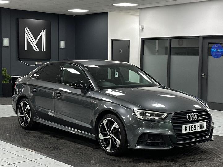 Audi A3 1.5 TFSI CoD 35 Black Edition S Tronic Euro 6 (s/s) 4dr