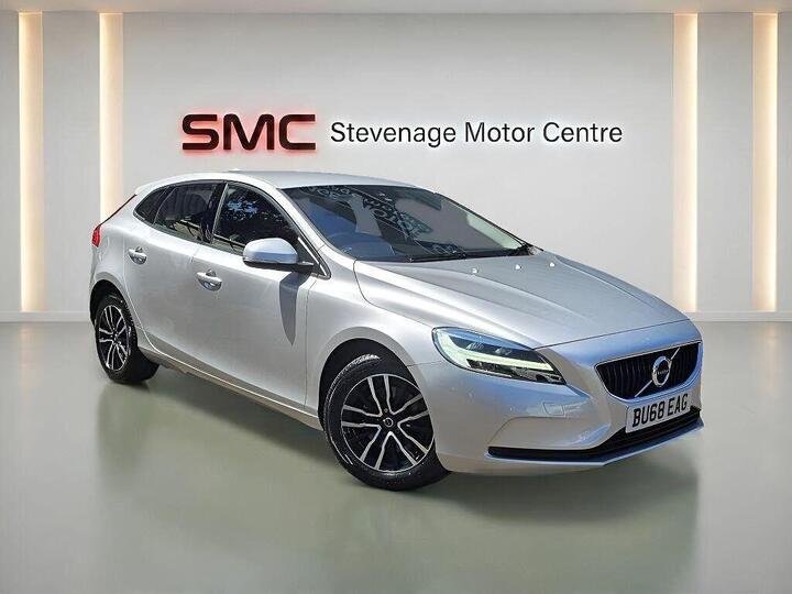 Volvo V40 2.0 T2 GPF Momentum Euro 6 (s/s) 5dr