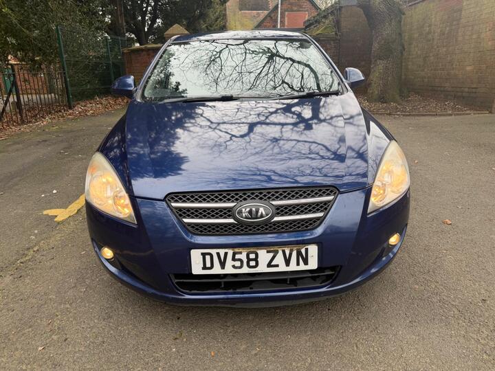 Kia Ceed 1.6 CRDi LS 5dr