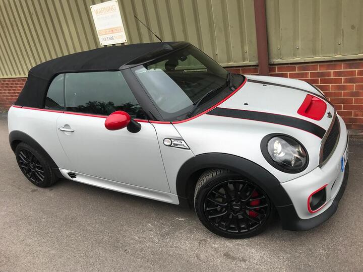 MINI Convertible 1.6 John Cooper Works Euro 5 (s/s) 2dr