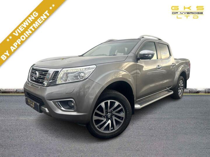 Nissan NAVARA 2.3 DCi Tekna 4WD Euro 6 (s/s) 4dr