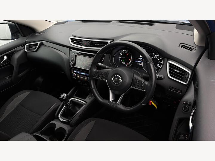 Nissan Qashqai 1.3 DIG-T Acenta Premium Euro 6 (s/s) 5dr