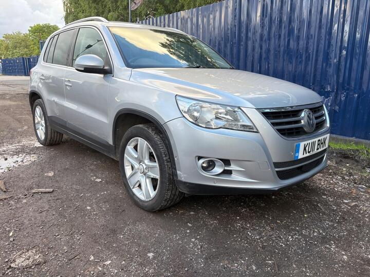 Volkswagen Tiguan 2.0 TDI Sport DSG 4WD Euro 5 5dr
