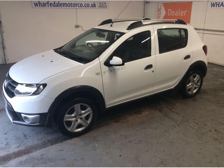 Dacia Sandero Stepway 0.9 TCe Laureate Euro 6 (s/s) 5dr
