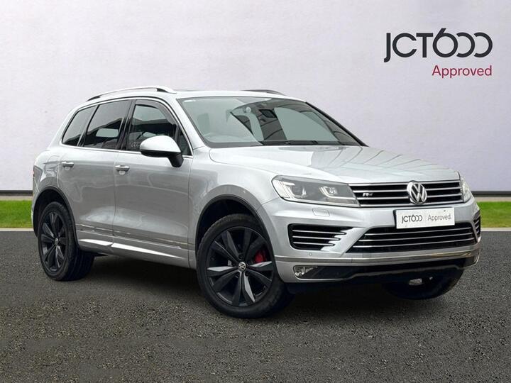 Volkswagen Touareg 3.0 TDI V6 BlueMotion Tech R-Line Tiptronic 4WD Euro 6 (s/s) 5dr