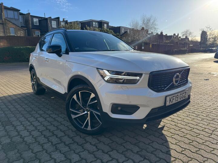 Volvo XC40 2.0 T4 R-Design Pro Auto AWD Euro 6 (s/s) 5dr