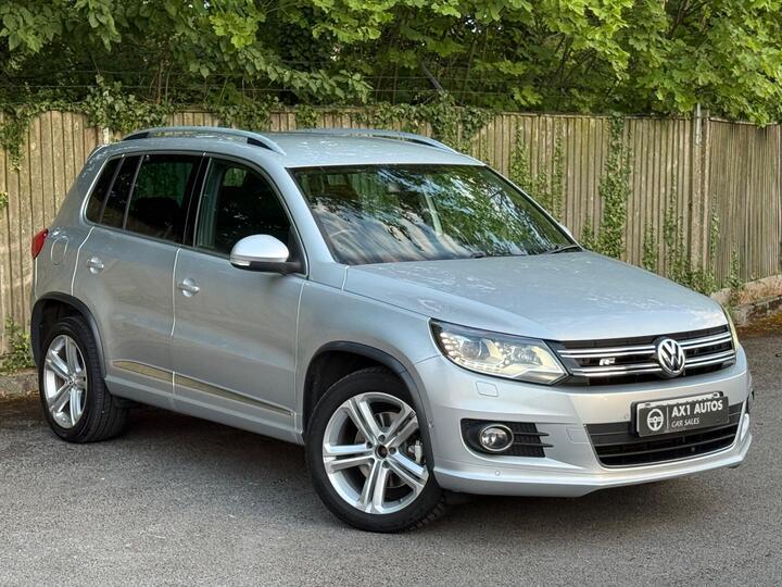 Volkswagen Tiguan 2.0 TDI BlueMotion Tech R-Line DSG 4WD Euro 5 (s/s) 5dr