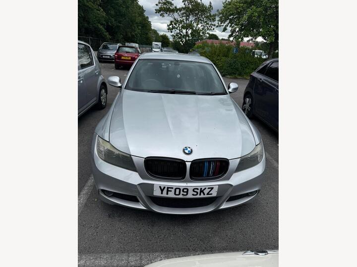 BMW 3 Series 2.0 318d M Sport Steptronic Euro 5 4dr