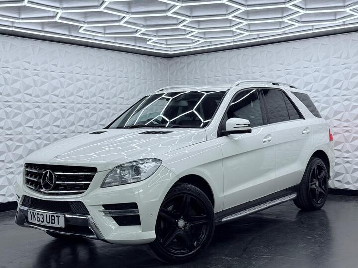 Mercedes-Benz M Class 2.1 ML250 BlueTEC AMG Sport G-Tronic 4WD Euro 6 (s/s) 5dr Mercedes-Benz M Class 2.1 ML250 BlueTEC AMG Sport G-Tronic 4WD Euro 6 (s/s) 5dr