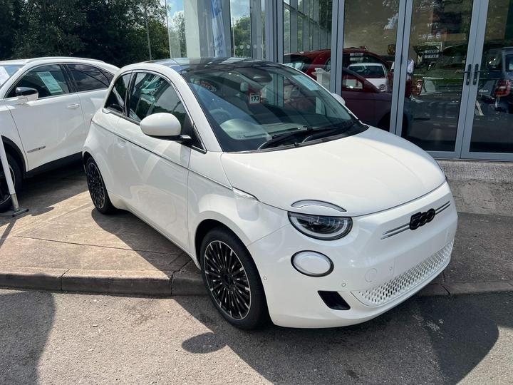 Fiat 500e 42kWh La Prima Auto 3dr