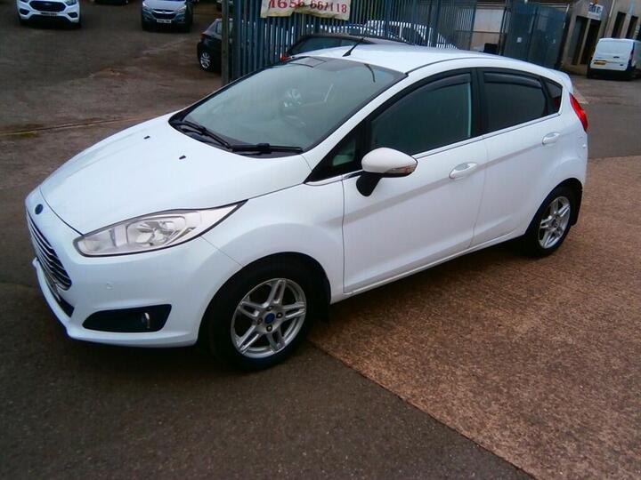 Ford Fiesta 1.5 TDCi Zetec Euro 5 5dr