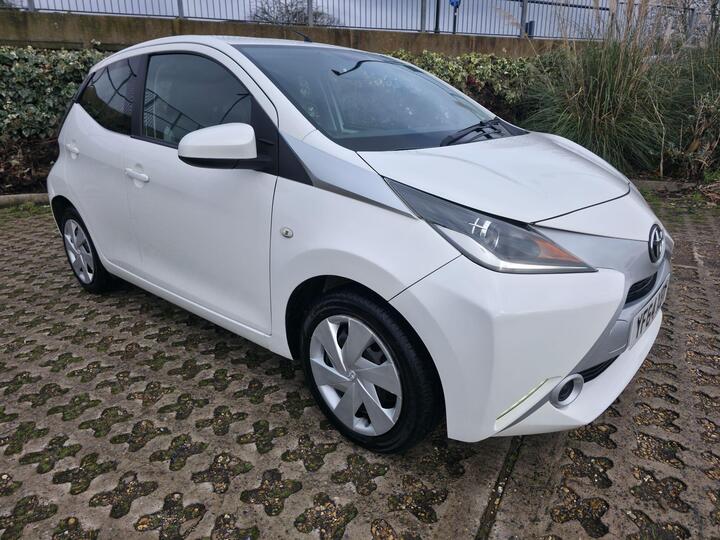 Toyota AYGO 1.0 VVT-i X-play Euro 5 5dr Euro 5