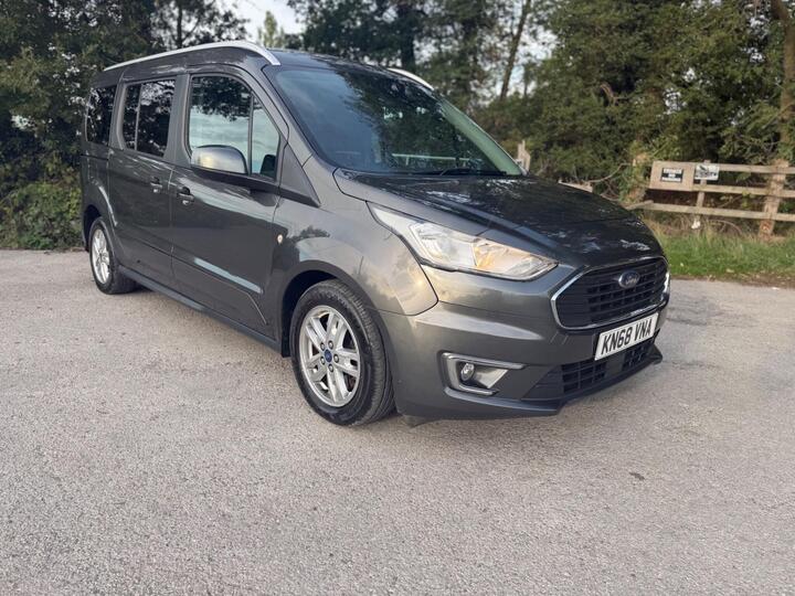 Ford Grand Tourneo Connect 1.5 EcoBlue Titanium Auto Euro 6 (s/s) 5dr