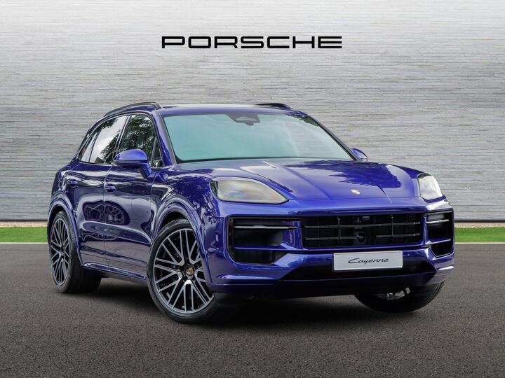Porsche Cayenne 3.0 V6 E-Hybrid 25.9kWh Black Edition TiptronicS 4WD Euro 6 (s/s) 5dr