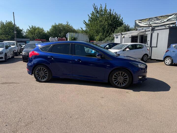 Ford Focus 1.5 TDCi ST-Line Euro 6 (s/s) 5dr