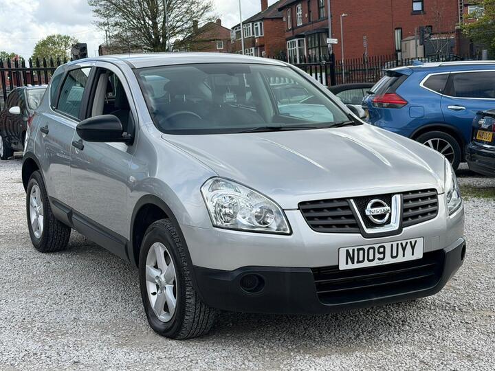 Nissan Qashqai 2.0 DCi Visia 2WD 5dr