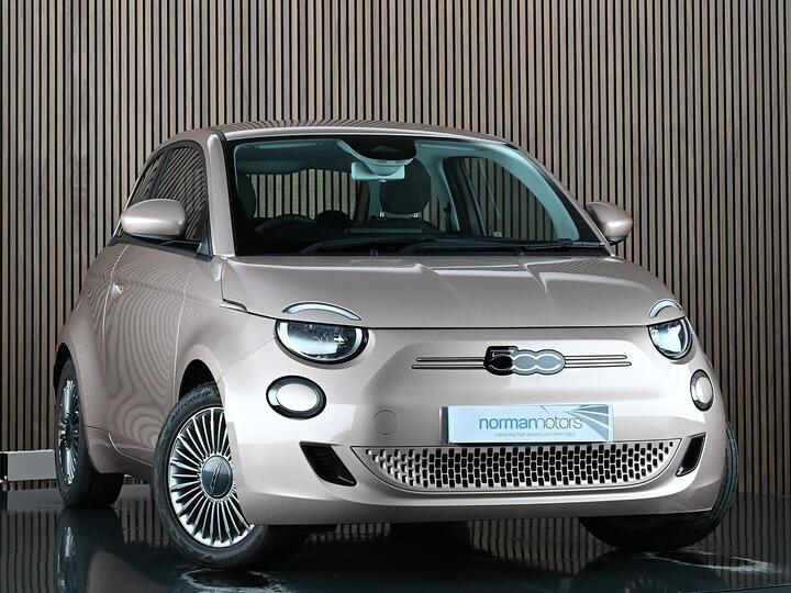 Fiat 500e 42kWh Icon Auto 3dr
