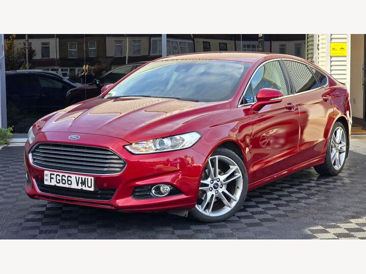 Ford Mondeo 2.0 TDCi Titanium Powershift Euro 6 (s/s) 5dr
