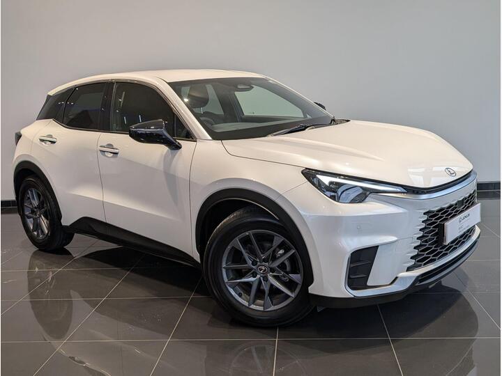 Lexus LBX 1.5 VVT-iE Premium E-CVT Euro 6 (s/s) 5dr