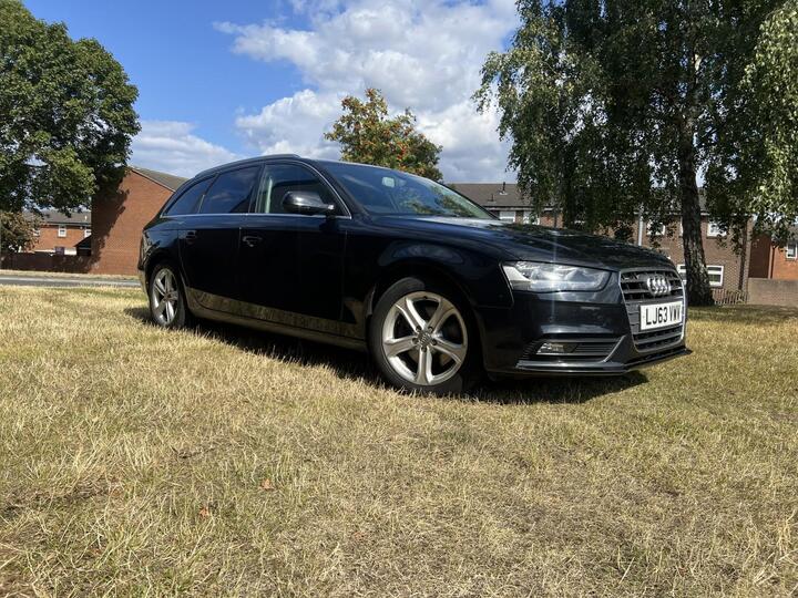 Audi A4 AVANT 2.0 TDI SE Technik Multitronic Euro 5 (s/s) 5dr